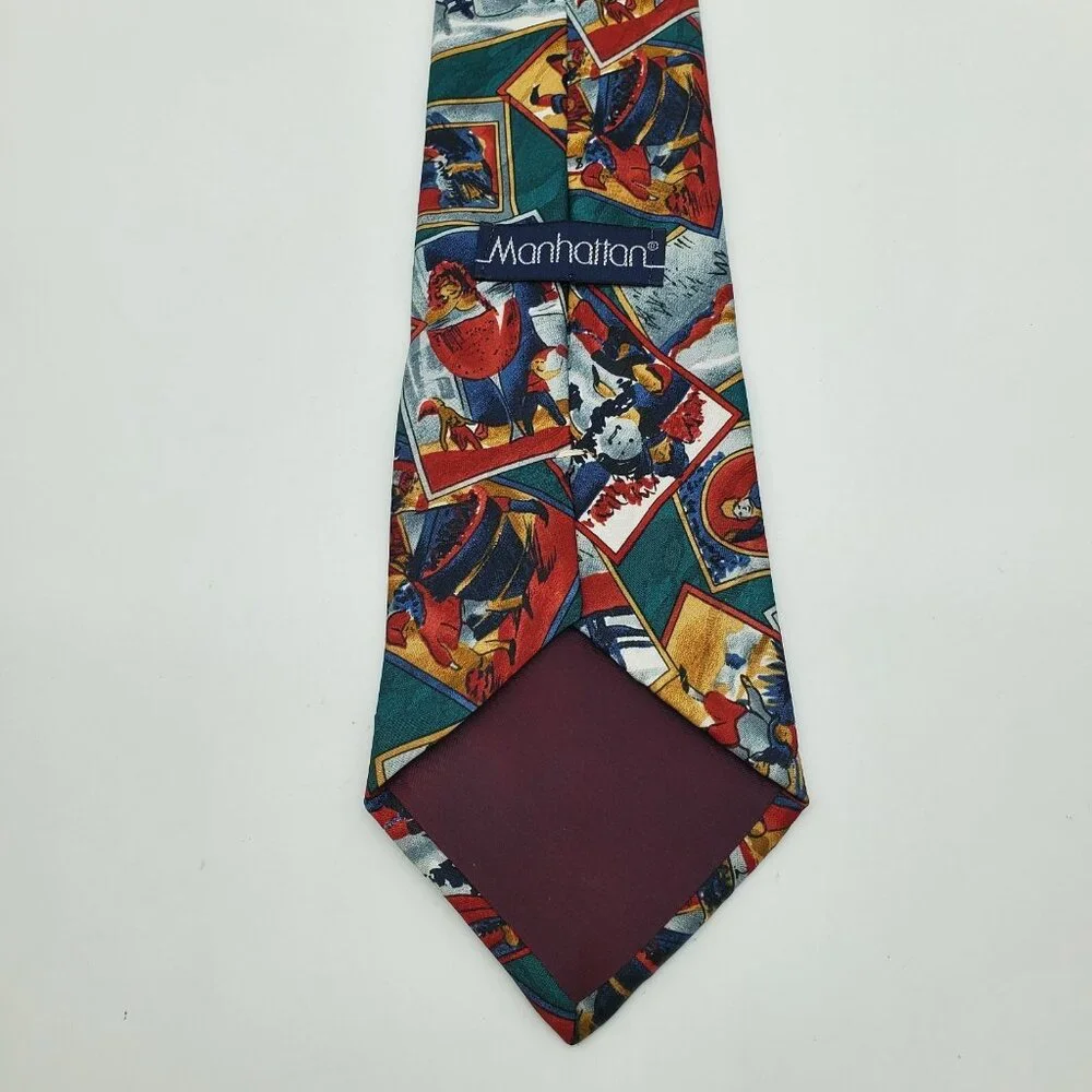 Manhattan Holiday Design Christmas Tie Neck‎ Tie Made In USA EUC
